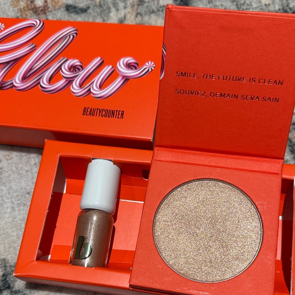 Beautycounter Radiant Highlighter and cream shadow